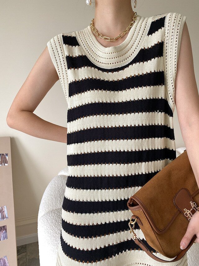 【送料無料】レディース ボーダー ノースリーブ ニット ミニワンピース バイカラー ショートワンピース ストライプ ラウンドネック 大人可愛い ママコーデ ママファッション 韓国系 オルチャン 人気 トレンド 新作 20代 30代 40代 きれいめ レトロ シンプル お出かけ デート