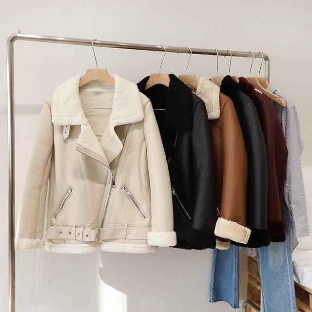 【送料無料】レディース ムートンジャケット ボアジャケット もこもこ ムートンコート ジャケット ライダースジャケット 大人可愛い ママコーデ ママファッション 韓国 オルチャンファッション 人気 トレンド 新作 20代 30代 40代 おしゃれ ラフ シンプル デート 通学 学生