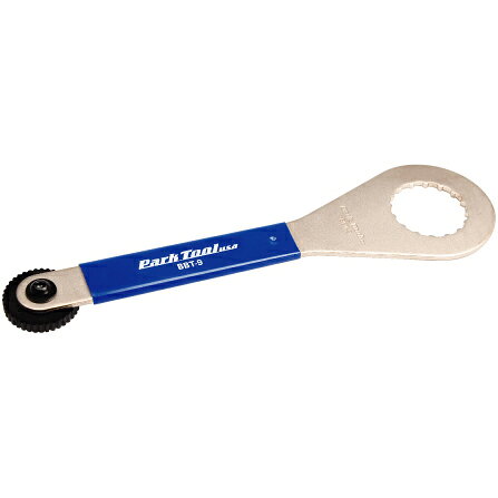 ParkTool(パークツール)の一覧はこちらシマノのホローテックIIやカンパニョーロのウルトラドライブをはじめとする、ハンガーシェルの外側にカップを取り付けるタイプのボトムブラケット用ツール。カップ全周を覆う口部は確実にBBカップをホールドします。クランクアーム調整キャップ用ツール付JANCD:4962772171288【銀行振込・コンビニ決済】等前払い決済予定のお客様へ当商品は弊社在庫品ではなく、メーカー在庫品です。在庫確認後に注文確認を行い、お支払いのお願いを送信させて頂きます。休業日、14:00以降のご注文の場合は翌営業日に上記手続きを行います。お時間が掛かる場合がございます。