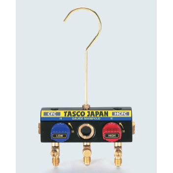 イチネンTASCO (タスコ)の一覧はこちら分類：冷凍・空調工具 ＞ マニホールド【仕様】■ 各サービスポート径1/4″フレア■ ゲージ取付ネジ径1/8″NPTJANCD：4528422220616【銀行振込・コンビニ決済】等前払い決済予定のお客様へ当商品は弊社在庫品ではなく、メーカー取寄せ品でございます。在庫確認後に注文確認を行い、お支払いのお願いを送信させて頂きます。休業日、14:00以降のご注文の場合は翌営業日に上記手続きを行います。お時間が掛かる場合がございます。