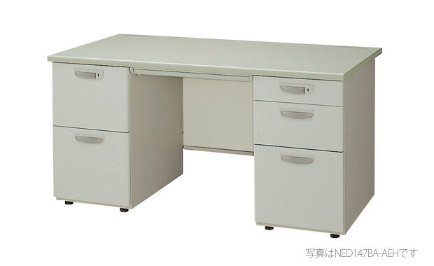 ナイキの一覧はこちらオフィスの作業効率や使いやすさを基準に考えたデスクシリーズ。OA機器の配線にも対応し、一般執務からOA作業まで、幅広いワークスタイルに対応します。パソコンなどの立ち上げ配線に必要な縦配線に対応。もしもの地震対策として、全...