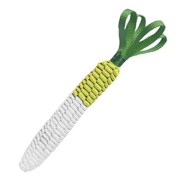 【商品スペック】 ■サイズ ［M］全長：約19cm、実部分約12cm ［XL］全長：約35cm、実部分約25cm ■素材：ポリエステル ■原産国：中国 ■対象 ［M］小・中型犬 ［XL］中・大型犬【LOVE PETS by BESTEVER】ラブペッツバイベストエバー　タフトイ ダイコン（M・XL） ▼Mサイズ♪ ▼XLサイズ♪ 丈夫なポリエステル平ロープ製のタフなおもちゃ♪ ワンちゃんがカミカミガシガシやってもなかなかへこたれない優れものです☆ 網目におやつを入れてゆっくり一人遊びにも♪ 一人で好きなだけカミカミさせてあげたり、愛犬と一緒に引っ張り遊びや持って来い 遊びも楽しめます。 【 注意事項 】 ・ペットトイは消耗品です。 ・縫製タイプのトイと比べてかなり強度があるおもちゃですが、破損しない訳ではございません。 ・遊んでいる最中に壊れてしまったら、すぐにペットから取り上げて、生地やロープを飲み込まないようにしてください。 ・ペットに与える前に必ず袋やタグを取り外してください。 ・必ず飼い主さまの目の届く範囲で遊ばせてください。 ・野菜の形を表現するために熱圧着処理の箇所があります。 ・熱圧着部分は他の箇所より若干強度が弱いのでご注意ください。 ・ペットに有害な接着剤は一切使用しておりません。 ・熱処理によってテープを裁断するため、多少の焦げが残っている場合がありますが不良品ではございません。予めご了承ください。 【商品スペック】 ■サイズ ［M］全長：約19cm、実部分約12cm ［XL］全長：約35cm、実部分約25cm ■素材：ポリエステル ■原産国：中国 ■対象 ［M］小・中型犬 ［XL］中・大型犬