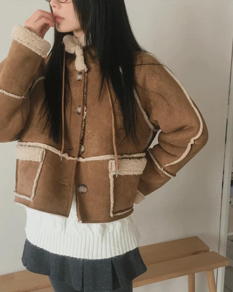 モストムートンジャケットフードマスタングショートジャケット ジャケット シアリングコート レディース｜韓国 wonderwonder｜コーディブック