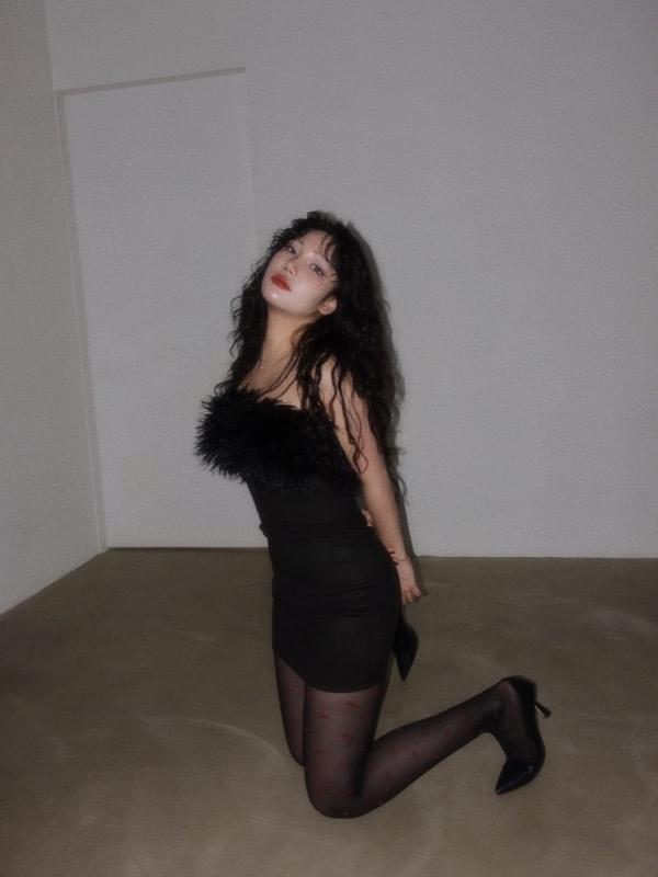 BOUCLE FUR TUBE TOP MINI DRESS ミニワンピース レディース|韓国 VIVIC|コーディブック