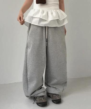 ブリップ曲線スリットトレーニングパンツ パンツ レディース｜韓国 DAILYJOU｜コーディブック