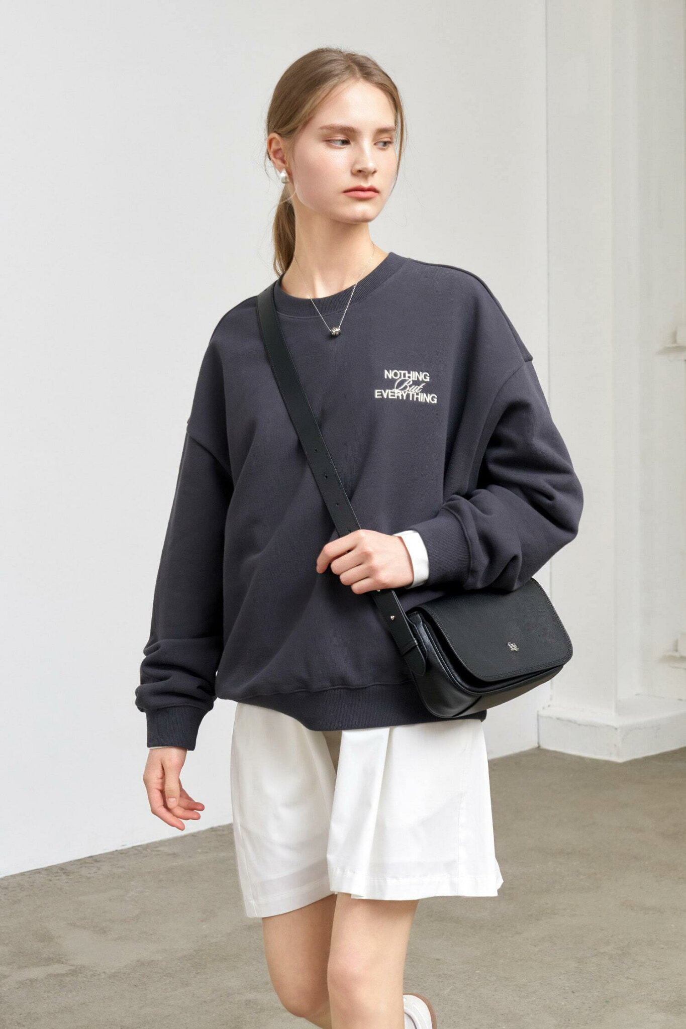 UNISEXベーシックオーバーフィットスウェットシャツ 長袖 Tシャツ スウェットシャツ レディース|韓国 GENERAL IDEA|コーディブック