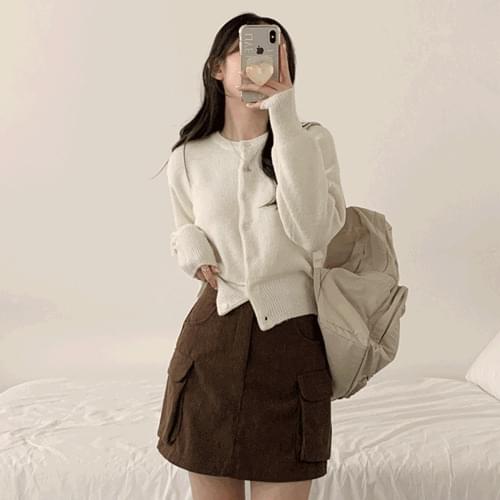 柔らかいチェダーラウンドネックベーシッククロップニットカーディガン カーディガン / ベスト カーデ..