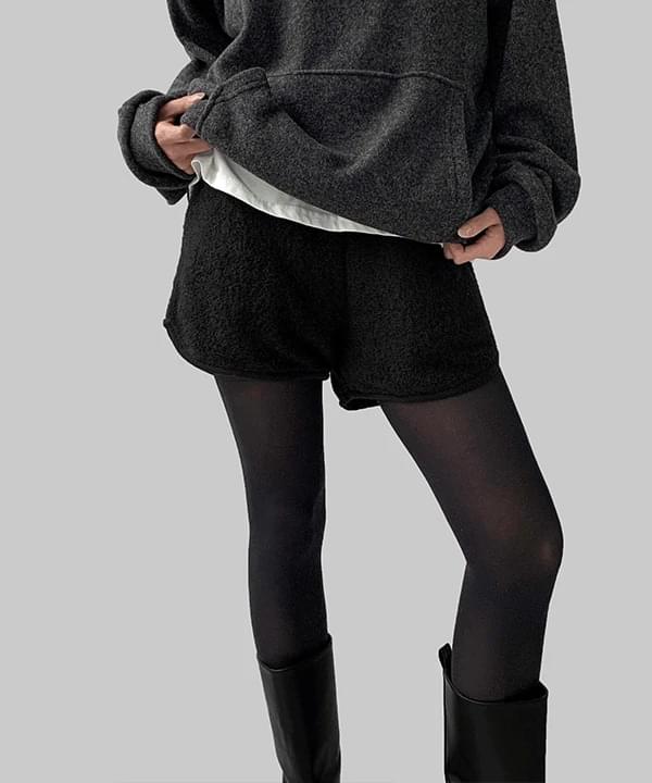 エデントブラシショートパンツ ショートパンツ スウェットパンツ レディース｜韓国 MAENIQUE｜コーディブック