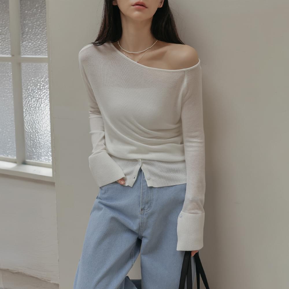 クロエンコットンアンバルショルダーボタンポイントニット ニット Tシャツ レディース｜韓国 common unique｜コーディブック