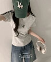 ロアムナグランントラックラインロゴ刺繍半袖Tシャツ 半袖 Tシャツ Tシャツ レディース|韓国 thepink|コーディブック(4)