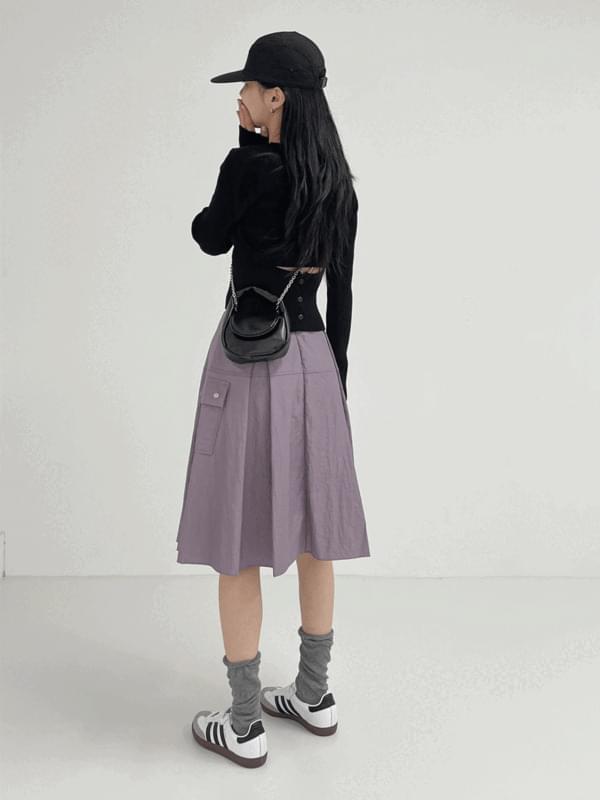 ターニングナイロンミディプリーツスカート スカート レディース｜韓国 inchant me｜コーディブック