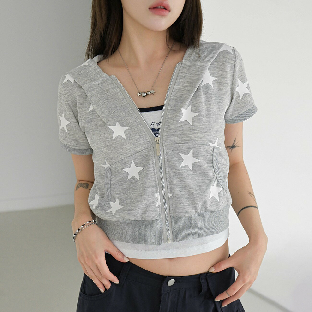 ピキスターフードジップアップ ジップアップ レディース｜韓国 binary01｜コーディブック