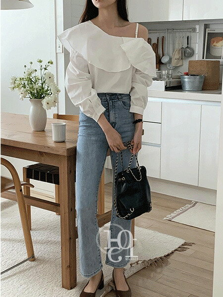 エルフィンオープンショルダーブラウス 長袖 Tシャツ レディース｜韓国 1015MARKET｜コーディブック