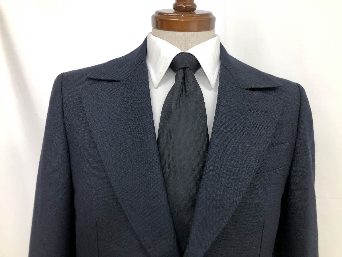 極美品【ラクアアンドシー lacquer&c】ウール100％ シングル3ボタン段返り スーツ (メンズ) 46相当 ネイビー系 濃紺 織柄 ◇32RMS1978【中古】