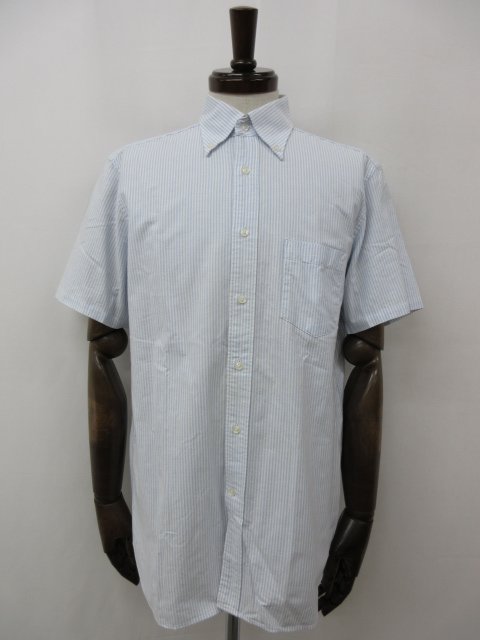 【インターナショナルギャラリービームス】 ボタンダウン ストライプ柄 半袖シャツ (メンズ) size15(3/4) 水色 41-01-0012-819 ◇33...