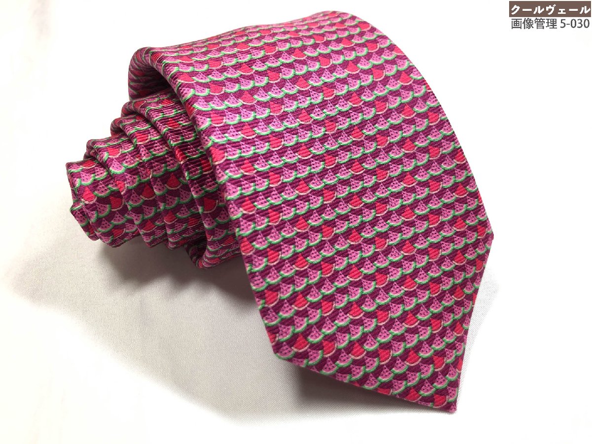 極美品【ブルガリ BVLGARI】セッテピエゲ風 お洒落なスイカプリント柄♪ シルク ネクタイ (メンズ) ピン..