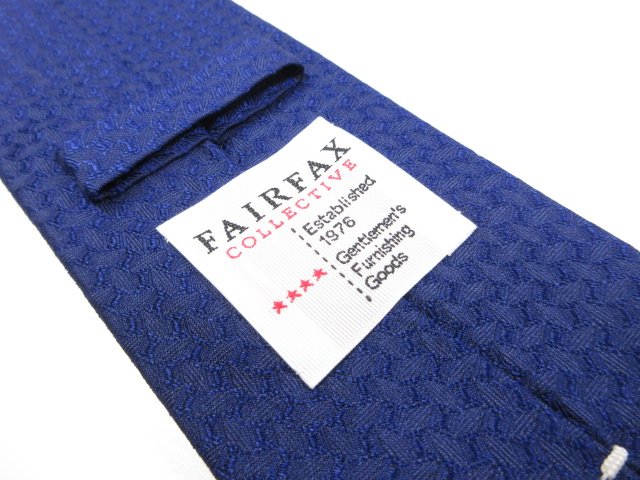 【フェアファクスコレクティブ FAIRFAX COLLECTIVE】 刺繍柄 シルクネクタイ (メンズ) ネイビー系 ◇15MM3904◇【中古】