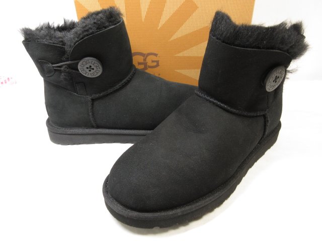 未使用品 【アグ UGG】 F19013K ムートンブーツ ショート スエード 婦人靴 (レディース) size25 ブラック ■30LZ4472■【中古】