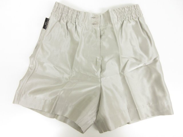 ヴィンテージ 99P【シャネル CHANEL】P12847V07611 シルク混 シャイニーショートパンツ (レディース)36 ゴールド系 伊製■17LP2389■ 【中古】