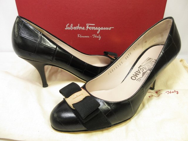 極美品 【サルヴァトーレフェラガモ Salvatore Ferragamo】 クロコ型押し パンプス 靴 (レディース) size5.5D ブラック ■15LZ4504■　【中古】