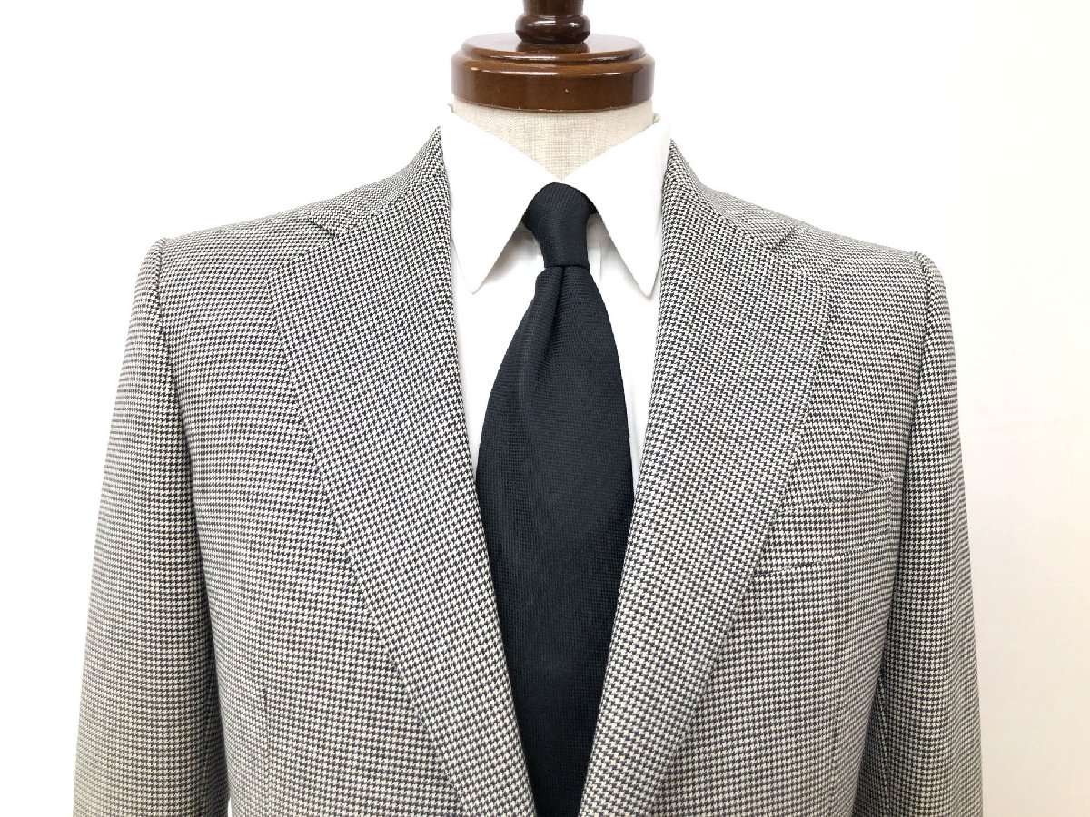 美品【テーラー＆カッター TAILOR & CUTTER 】ハリソンズ生地 2ボタン オーダースーツ(メンズ) 44～46相当 グレー系 千鳥柄 ◯32RMS1166◯　【中古】