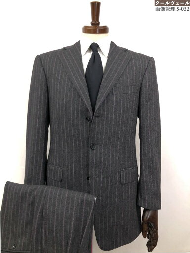 極美品【エルメネジルドゼニア】 トロフェオカシミア生地 スミズーラ 2142RD 3Bスーツ (メンズ) size46C グレー ストライプ柄◯33RMS1364◯ 【中古】 極美品【エルメネジルドゼニア】 トロフェオカシミア生地 スミズーラ 2142RD 3Bスーツ (メンズ) size46C グレー ストライプ柄◯33RMS1364◯ 【中古】