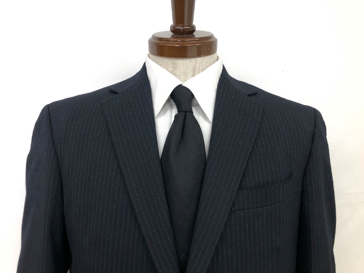 美品【SUIT SELECT スーツセレクト】 BLD1204 シングル2ボタンスーツ (メンズ) sizeAB5 暗めのネイビー系 ストライプ織柄 ◯33RMS1492◯　【中古】
