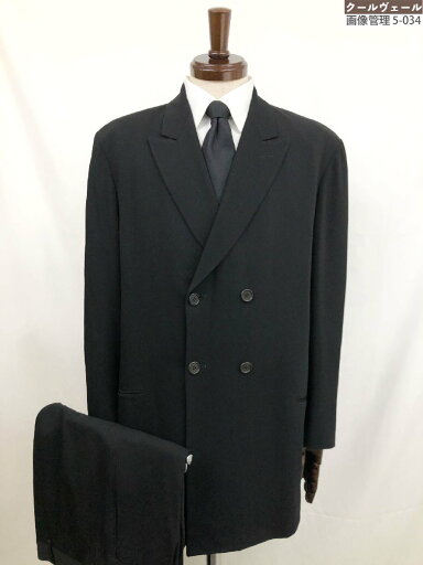 【GIORGIO ARMANI ジョルジオアルマーニ】最高級 黒ラベル ダブル4B スーツ (メンズ) size52REG 黒無地 冠婚葬祭 イタリア製◇32RMS2024 【中古】 【GIORGIO ARMANI ジョルジオアルマーニ】最高級 黒ラベル ダブル4B スーツ (メンズ) size52REG 黒無地 冠婚葬祭 イタリア製◇32RMS2024 【中古】