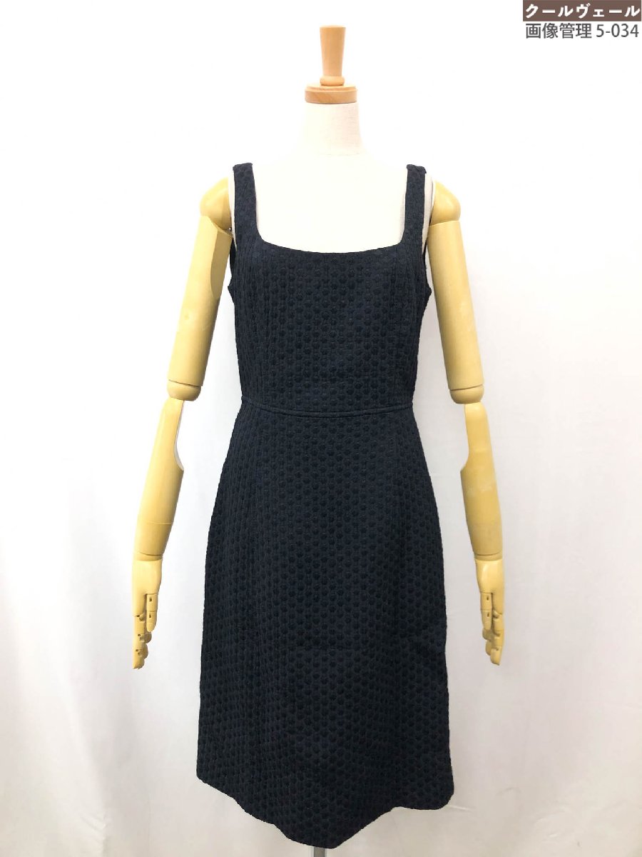 超美品【アルマーニコレツィオーニ】ZMA01T ZL101 凹凸織柄生地 ノースリーブワンピース (レディース)size40 ブラック系 伊製 ◇17LT556...