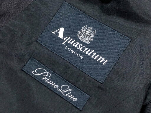 超美品【Aquascutum アクアスキュータム】 シングル2ボタン 2パンツスーツ (メンズ) size92A5 暗めのネイビー ストライプ柄 ◇33RMS1993◇【中古】