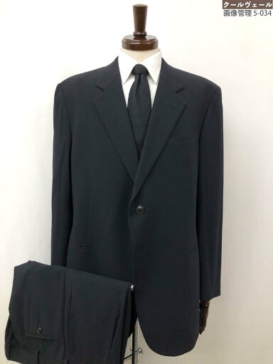 美品【ジョルジオアルマーニ GIORGIO ARMANI】最高級 黒ラベル GSGR20 GS863 2B スーツ (メンズ) 56 ネイビー 濃紺無地 伊製◇32RMS2056 【中古】 美品【ジョルジオアルマーニ GIORGIO ARMANI】最高級 黒ラベル GSGR20 GS863 2B スーツ (メンズ) 56 ネイビー 濃紺無地 伊製◇32RMS2056 【中古】