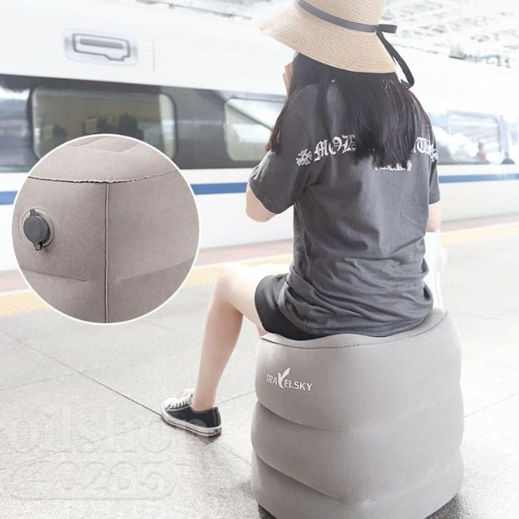 【2点500円クーポン】フットレスト 2段階 エアークッション 足置き 機内 デスクワ...