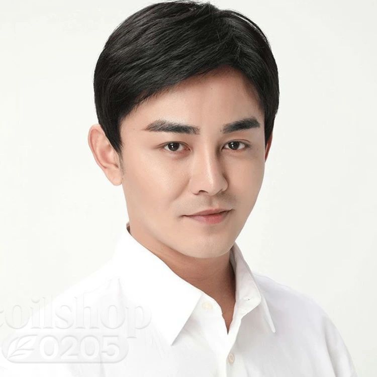 人毛100％! 自然な毛質と柔らかさを持ち、色合いや陰影があるためどんなタイプのお顔でも馴染みます。すべてふかし加工人毛100%のため地毛のような自然さを持っているにも関わらず、低価格で高いコスパを誇り、医療用としても普段使いとしても着用可能です。ファイバーやミックス製など人工毛特有の不自然な光沢やツヤは一切なく、手触り・質感、共に地毛と変わらない自然さを体感できます。また人工毛ではできないアイロンやドライヤーでの繊細なヘアーアレンジも自由自在です。 サイズFサイズについての説明F素材人毛100％色写真色備考 ●サイズ詳細等の測り方はスタッフ間で統一、徹底はしておりますが、実寸は商品によって若干の誤差(1cm〜3cm )がある場合がございますので、予めご了承ください。●製造ロットにより、細部形状の違いや、同色でも色味に多少の誤差が生じます。●パッケージは改良のため予告なく仕様を変更する場合があります。▼商品の色は、撮影時の光や、お客様のモニターの色具合などにより、実際の商品と異なる場合がございます。あらかじめ、ご了承ください。▼生地の特性上、やや匂いが強く感じられるものもございます。数日のご使用や陰干しなどで気になる匂いはほとんど感じられなくなります。▼同じ商品でも生産時期により形やサイズ、カラーに多少の誤差が生じる場合もございます。▼