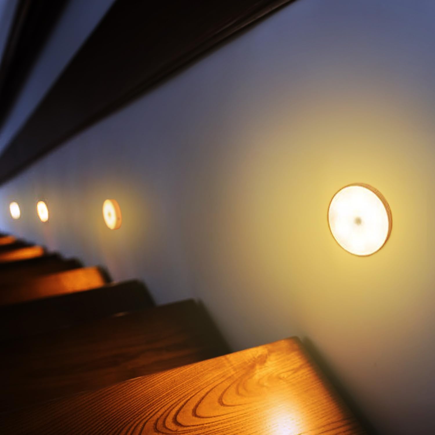 【 2個セット 夜トイレの移動が楽になりましたx玄関や廊下にも】高感度 センサーライト コンセント不要＆簡単設置 屋内 オシャレ LED 間接照明 照明 人感 ナイトライト 小型 玄関 階段 廊下 足元灯 省エネ 磁石 防犯