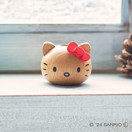 ハローキティ 木製 ペンスタンド レッド オシャレ雑貨 文具収納 グッズ 文房具 キャラクターグッズ 【ニチガン】