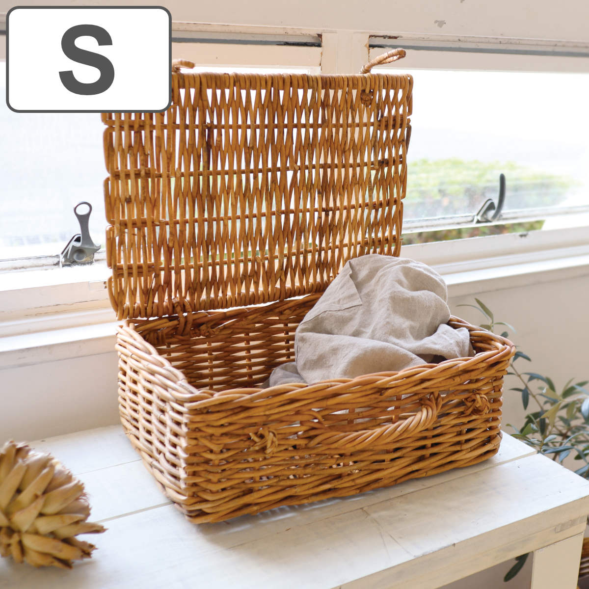 バスケット アラログ バゲッジバスケットS ラタン （ かご 収納 皮付き カゴ 長方形 天然素材 アジアン雑貨 ハンドメイド 収納かご 藤 小物収納 フタ付き 手編み 小物入れ おしゃれ インテリア ランドリー 玄関 リビング ） 【3980円以上送料無料】