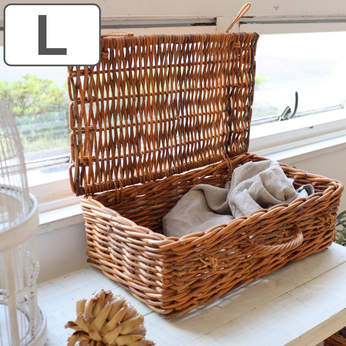 バスケット アラログ バゲッジバスケットL ラタン （ かご 収納 皮付き カゴ 長方形 天然素材 アジアン雑貨 ハンドメイド 収納かご 藤 小物収納 大きい フタ付き 手編み 小物入れ おしゃれ インテリア ランドリー 玄関 リビング ） 【3980円以上送料無料】