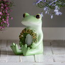 ガーデン オーナメント お座りWELCOME Copeau ( コポー カエル コポタロウ 置物 飾り ウェルカム リース 庭 玄関 かえる 蛙 歓迎 グッズ マスコット ミニチュア 卓上 雑貨 ガーデニング 手作り ) 【3980円以上送料無料】