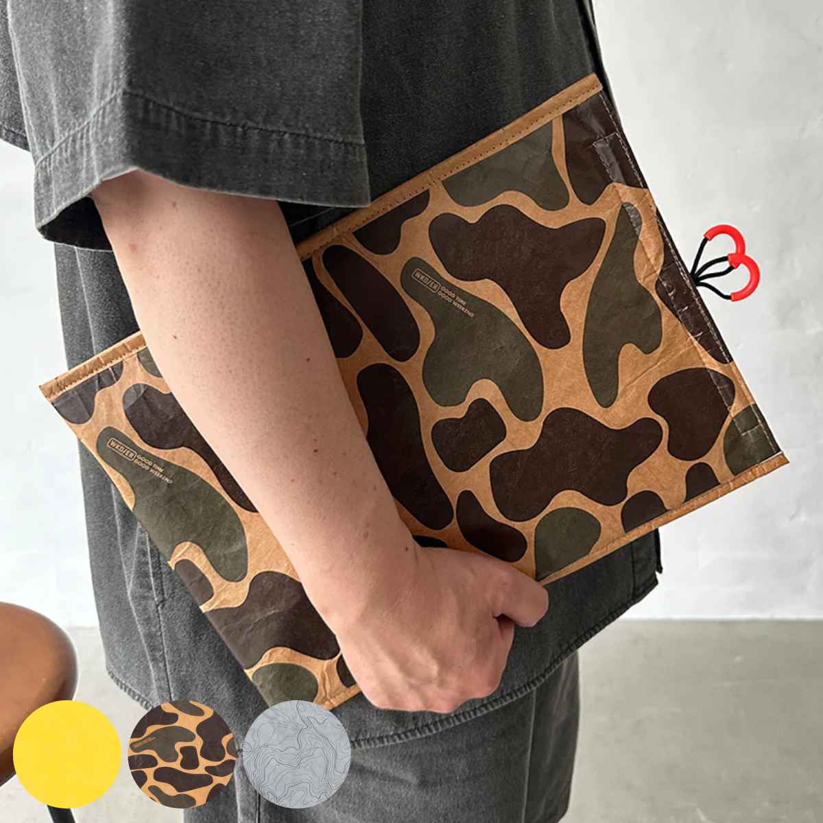 パソコンケース ポリエチレン 軽量 （ 14インチまで 縦型 パソコンバッグ PCバッグ コンパクト 面ファ..