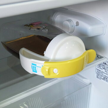 ピッチャー 2.2L スヌーピー PEANUTS 冷水筒 横置き 耐熱 ワンプッシュ キャラクター 水差し ( プッシュ式 ポット 冷水ポット 麦茶ポット ジャグ 麦茶入れ SNOOPY プラスチック )【4500円以上送料無料】