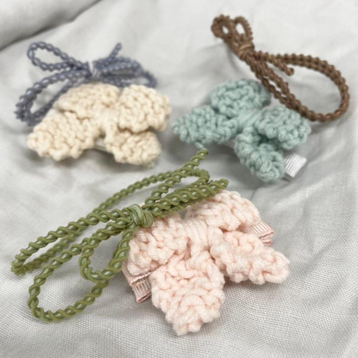 ヘアクリップ ニットリボンクリップ＆ヘアゴムセット ベビー キッズ ギフト （ ヘアアクセサリー ク ...