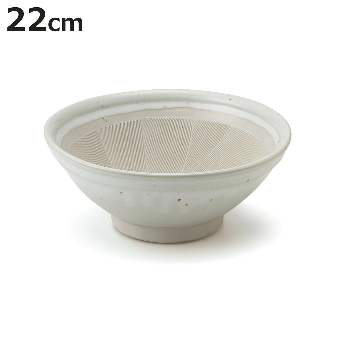 サイズ約 高さ9（cm）直径：約 22（cm）容量約 1.5L内容量1個材質陶器（美濃焼）生産国日本製食器洗い乾燥機使用可能電子レンジ使用可能区分返品・キャンセル区分（小型商品）ギフトラッピングページを見る●程よい重みと深さを備えた昔ながらのすり鉢です。●食材を美味しくすりやすい櫛目が魅力です。●底面に滑り止め加工を施したノンスリップ仕様です。●使用時の安定感がありテーブルの上に直接置いて使えます。●直径約22cmの7号サイズです。●ごまや薬味などをするのに使いやすいサイズです。●ごま和えや和え物の下ごしらえにおすすめです。●野菜など複数の食材をすりつぶす際にも活用できます。おすすめポイント安定して使いやすいノンスリップ仕様のすり鉢　7号程よい重みと深さに加え、美味しくすれる昔ながらの櫛目が魅力のすり鉢です。底面に滑り止め加工を施しているため使用時の安定感があり、テーブルの上に直接置いて使えます。直径約22cmで、ごまや薬味をするのはもちろん、野菜などを使ったごま和えや和え物の下ごしらえにも使いやすいサイズです。複数の食材をまとめてすりつぶしたいときにも活用できます。商品詳細電子レンジ・食洗機対応で毎日使いやすい電子レンジ・食洗機に対応しているため、毎日の食事で気軽にお使いいただけます。温め直しから後片付けまで手間がかかりにくく、忙しい日にも嬉しい使いやすさです。ご注意点陶器・磁器商品の特性について原料や製造方法により、上記のような特性がみられる場合があります。ひとつひとつのうつわの持つ個性、温かみある風合いとしてお楽しみいただければ幸いです。※上記特性の度合いは、商品によって異なります。 ※商品の色味は、お客様のお使いのモニター設定、お部屋の照明等により実際と異なる場合がございます。※上記理由による、返品・交換はお受けできません。ご了承の上お買い求め下さいますようお願い致します。サイズ違い4号6号7号【▲このページの商品】関連キーワード：家庭的 落ち着いた 重厚感 陶器調 土もの風 マット 櫛目 無骨 LH22742 関連商品はこちらすり鉢 ノンスリップすり鉢 4号 白 日本製880円すり鉢 ノンスリップすり鉢 7号 さび 日本2,200円すり鉢 ノンスリップすり鉢 5号 さび 日本1,100円すり鉢 ノンスリップすり鉢 6号 さび 日本1,320円すり鉢 ノンスリップすり鉢 白 黒 日本製 880円～すり鉢 ノンスリップすり鉢 10号 さび 日7,480円すり鉢 ノンスリップすり鉢 9号 さび 日本4,950円すり鉢 ノンスリップすり鉢 10号 さび 素1,100円～すり鉢 ブラックモルタル 7号 3,080円すり鉢 ブラックモルタル 5号 1,980円すり鉢 ブラックモルタル 4号 1,430円すり鉢 ブラックモルタル 6号 2,530円