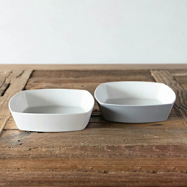 パスタ皿 19cm KAKU プレート 皿 食器 洋食器 角皿 磁器 （ 食洗機対応 電子レンジ対応 中皿 角 パスタボウル サラダボウル パスタプレート 深皿 白 グレー おしゃれ かわいい ） 【3980円以上送料無料】