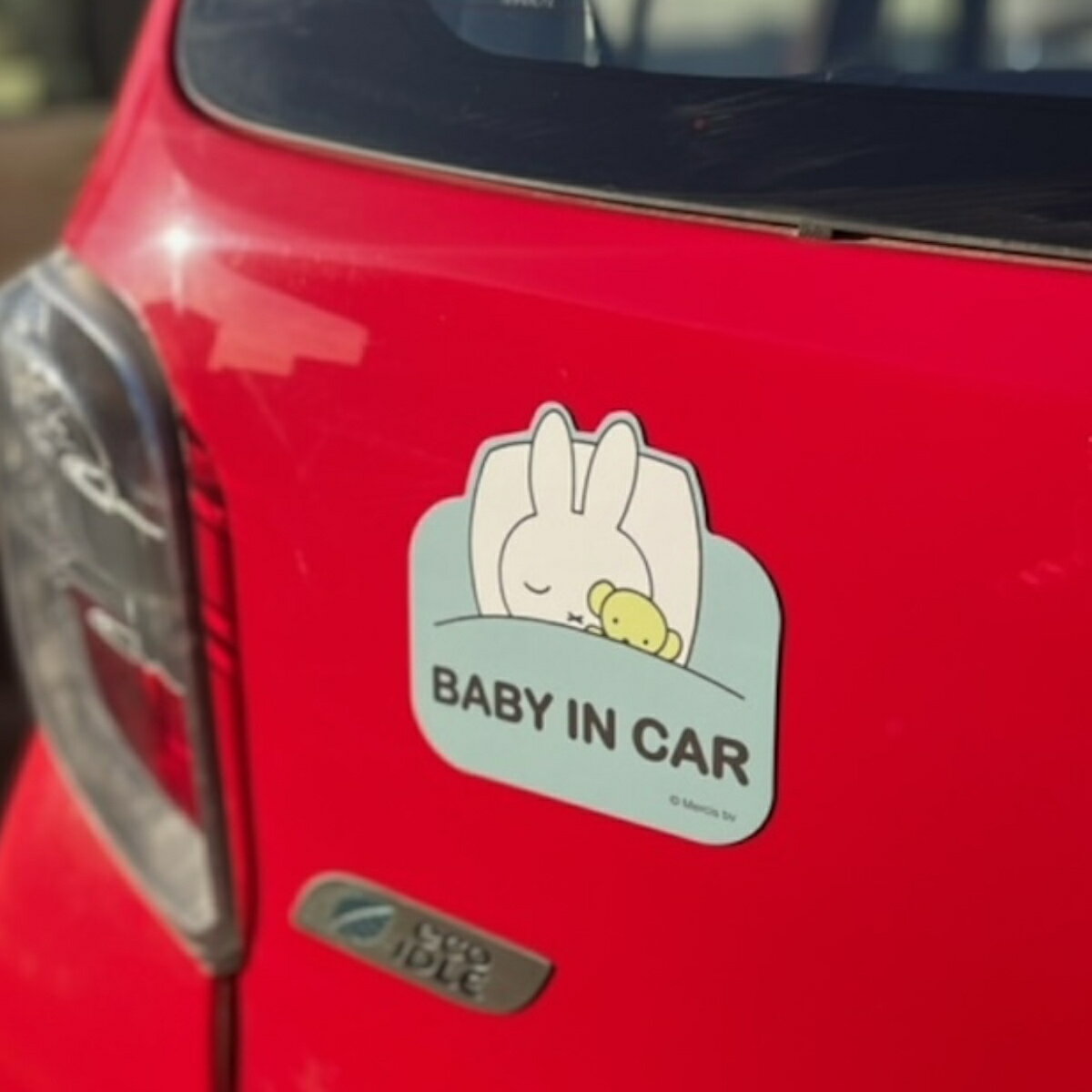 セーフティサイン ベビー ミッフィー 車 （ カーサイン miffy セーフティ サイン マグネット ステッカ..