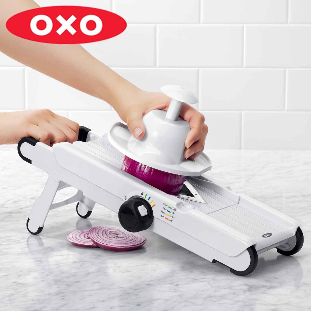 OXO Vブレードスライサー 食洗機対応 （ オクソー スライサー 野菜スライサー 千切り 平切り スライス 厚さ調節 安全 安心 ホルダー付き 調理小道具 下ごしらえ用品 調理器具 ） 