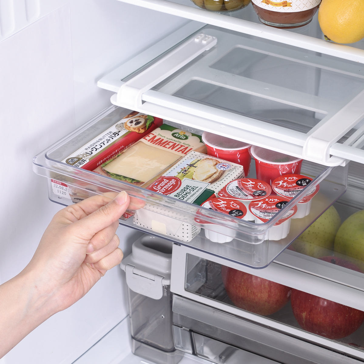 冷蔵庫収納 スキット 冷蔵室棚下引き出しケース SKIT L （ 日本製 プラスチック 冷蔵庫トレー 透明 冷蔵庫整理トレー 引き出し式 吊り下げ 収納 トレー トレイ ケース 収納ボックス 収納ケース 吊下げ 冷蔵室 整理 小物収納 ）【3980円以上送料無料】のサムネイル