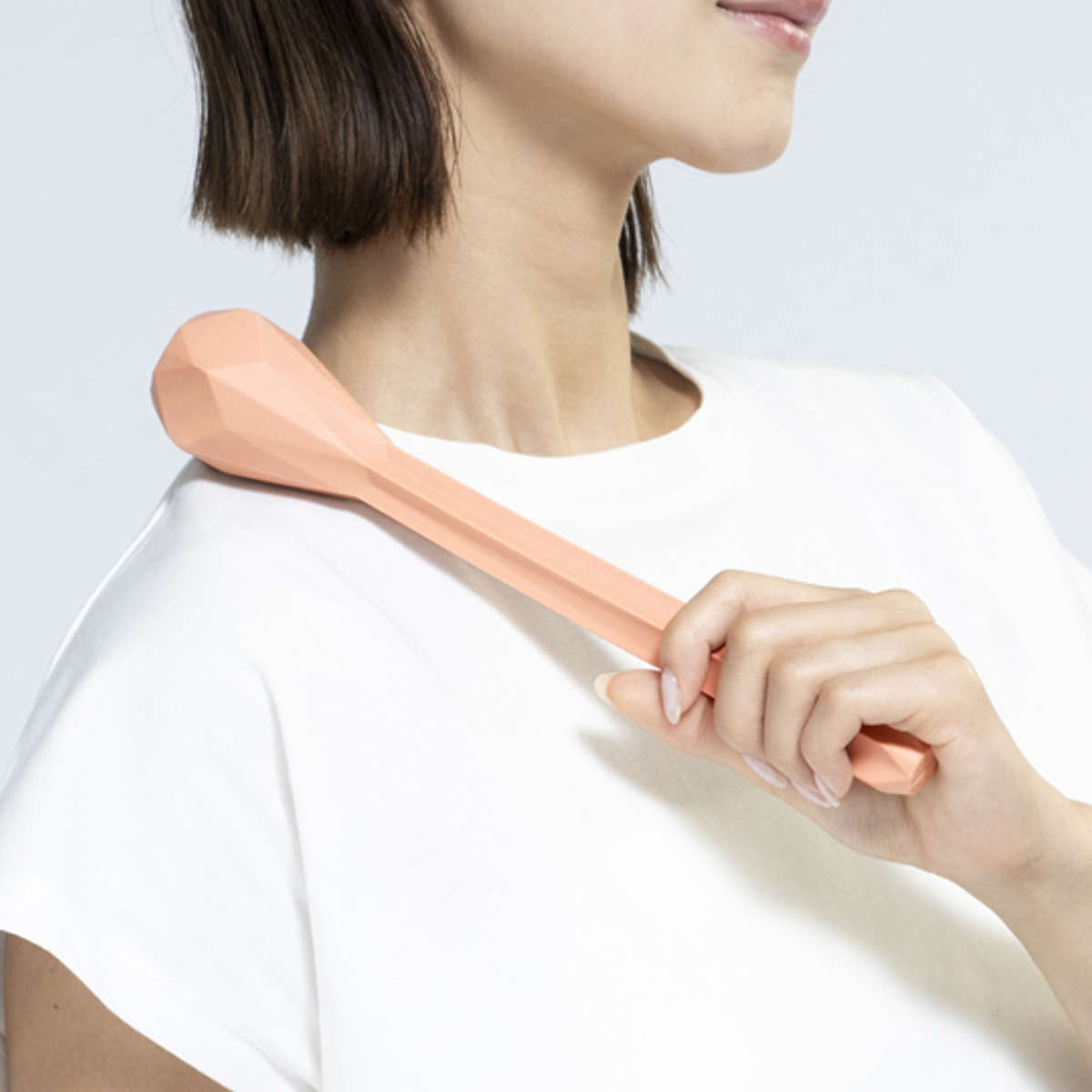 マッサージ器 キカケア ショルダーマッサージャー 肩こり 肩たたき （ マッサージグッズ セルフケア用品 シリコン ストレッチ リフレッシュ 座りながら コンパクト幾何学モチーフ おしゃれ オフィス 会社 自宅 ）【3980円以上送料無料】