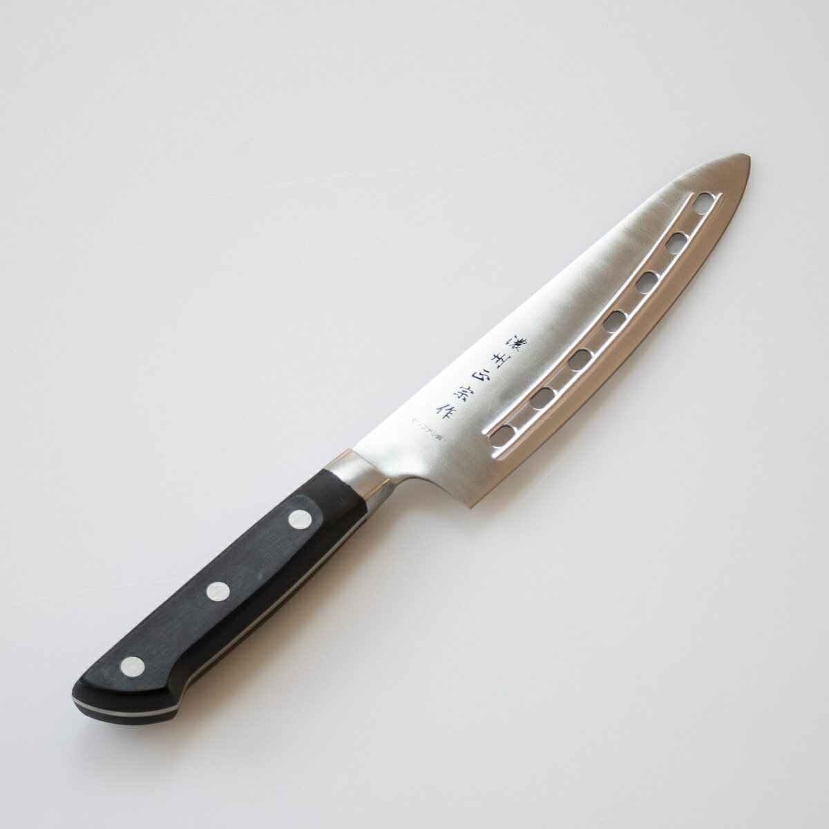 穴明包丁 18cm POM本通し ステンレス製 濃州正宗 日本製 （ 包丁 穴あき包丁 料理包丁 万能包丁 キッチンナイフ 18センチ 180mm 180ミリ ナイフ 調理器具 ）【3980円以上送料無料】 colorfulbox-10041048 お弁当グッズのカラフルボックス サンプル画像3