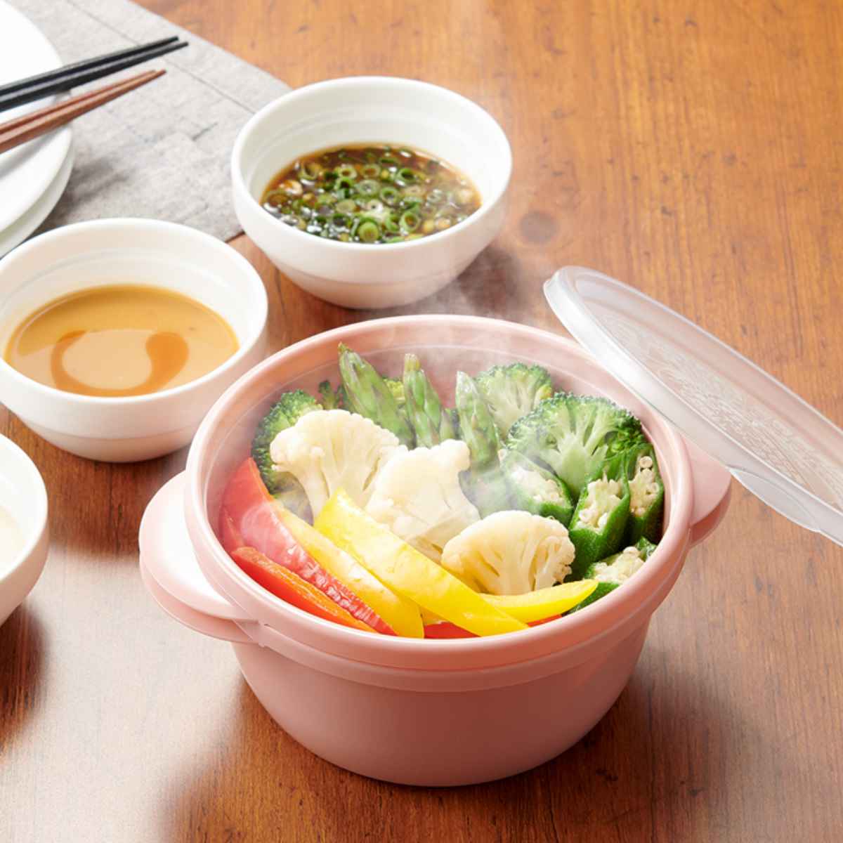 電子レンジ 調理器具 お皿になるレンジでヘルシー蒸し野菜 （ レンジ 蒸し 調理 簡単 器 手軽 時短 野菜 蒸し器 ヘルシー レンジ調理 火を使わない 料理 保存 容器 キッチン 便利グッズ プラスチック製 食洗機対応 ）【3980円以上送料無料】