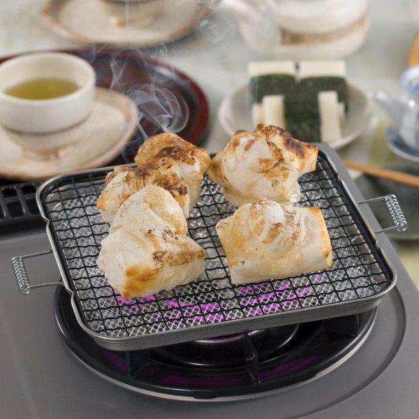 焼き餅 もち網 こんがりもち焼き セラミック 角型 フッ素コート （ ガス火専用 ガスコンロ ガス アミ 網 あみ 餅焼き 餅 もち 焼き網 焼網 焼アミ 焼きアミ 焼餅 焼きもち 遠赤外線 ） 【3980円以上送料無料】